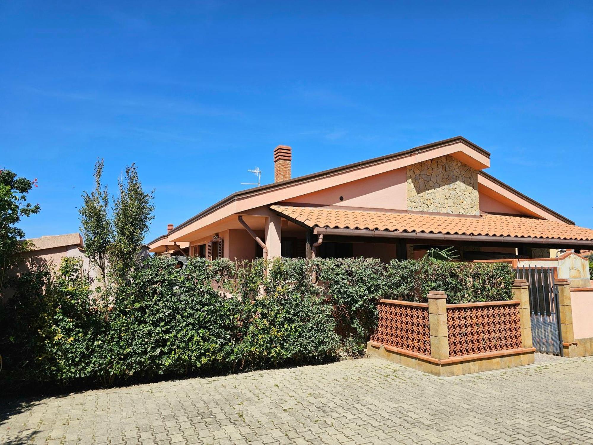 Costa Mediterranea Holiday Homes Campofelice di Roccella Kültér fotó