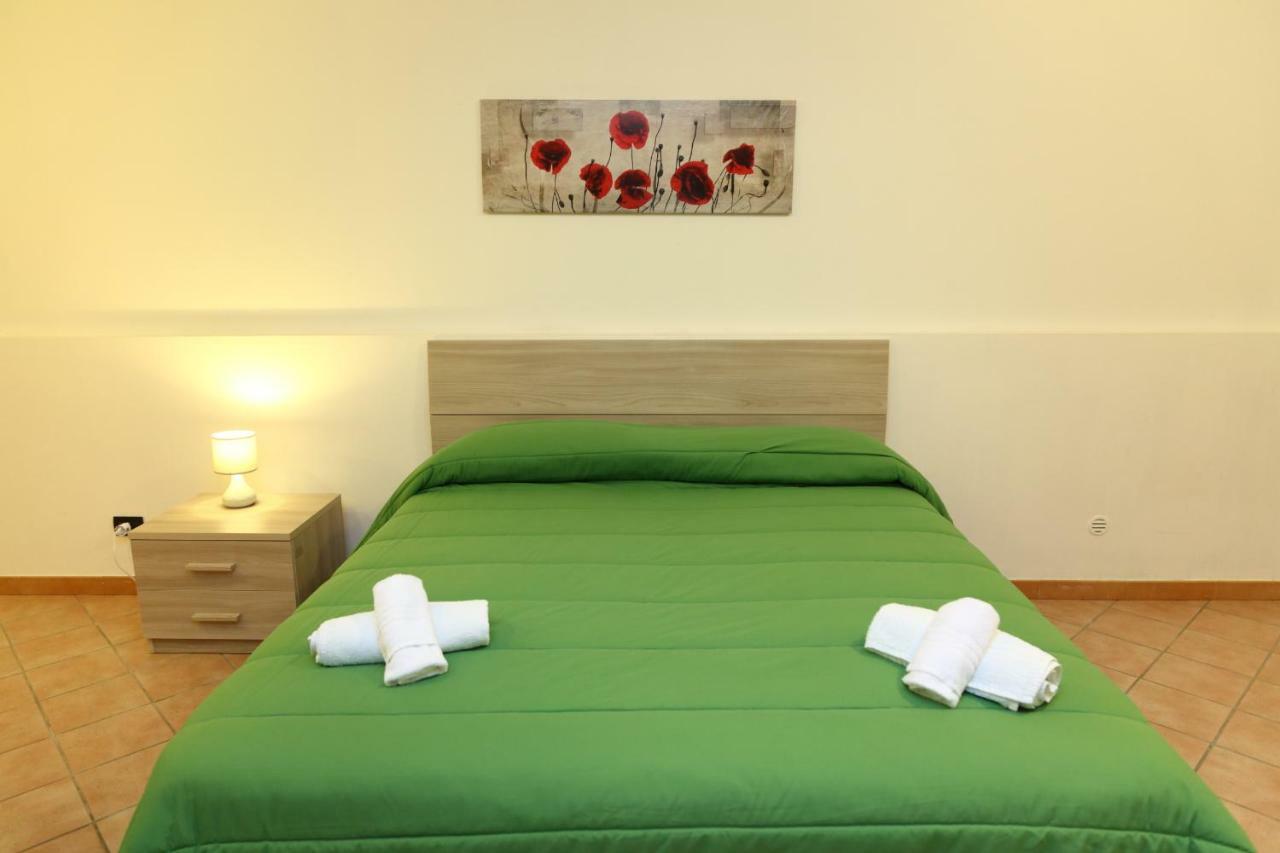 Costa Mediterranea Holiday Homes Campofelice di Roccella Kültér fotó